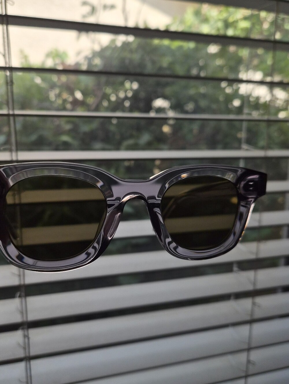 Akila Apollo Sunglasses In Cement With Oak Lenses - Picture 7 of 8